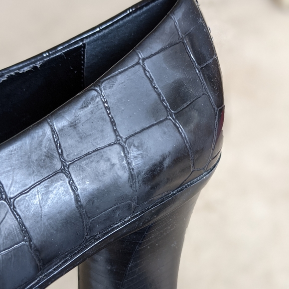 Black Bootie Heel - Picture 3 of 8